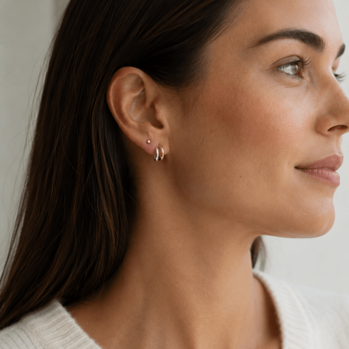 How to Style Huggie Earrings? (12 Ways I Actually Wear)