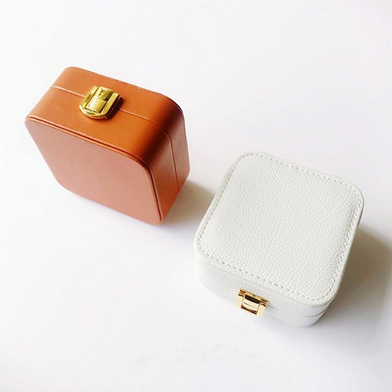 How to Organize a Jewelry Box