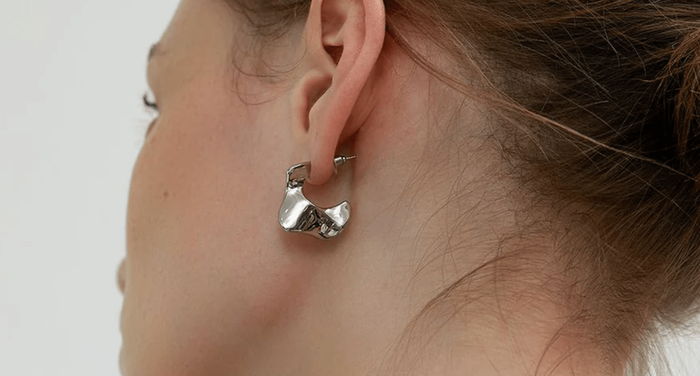 What Are Sculptural Earrings? (Beginner's Guide)
