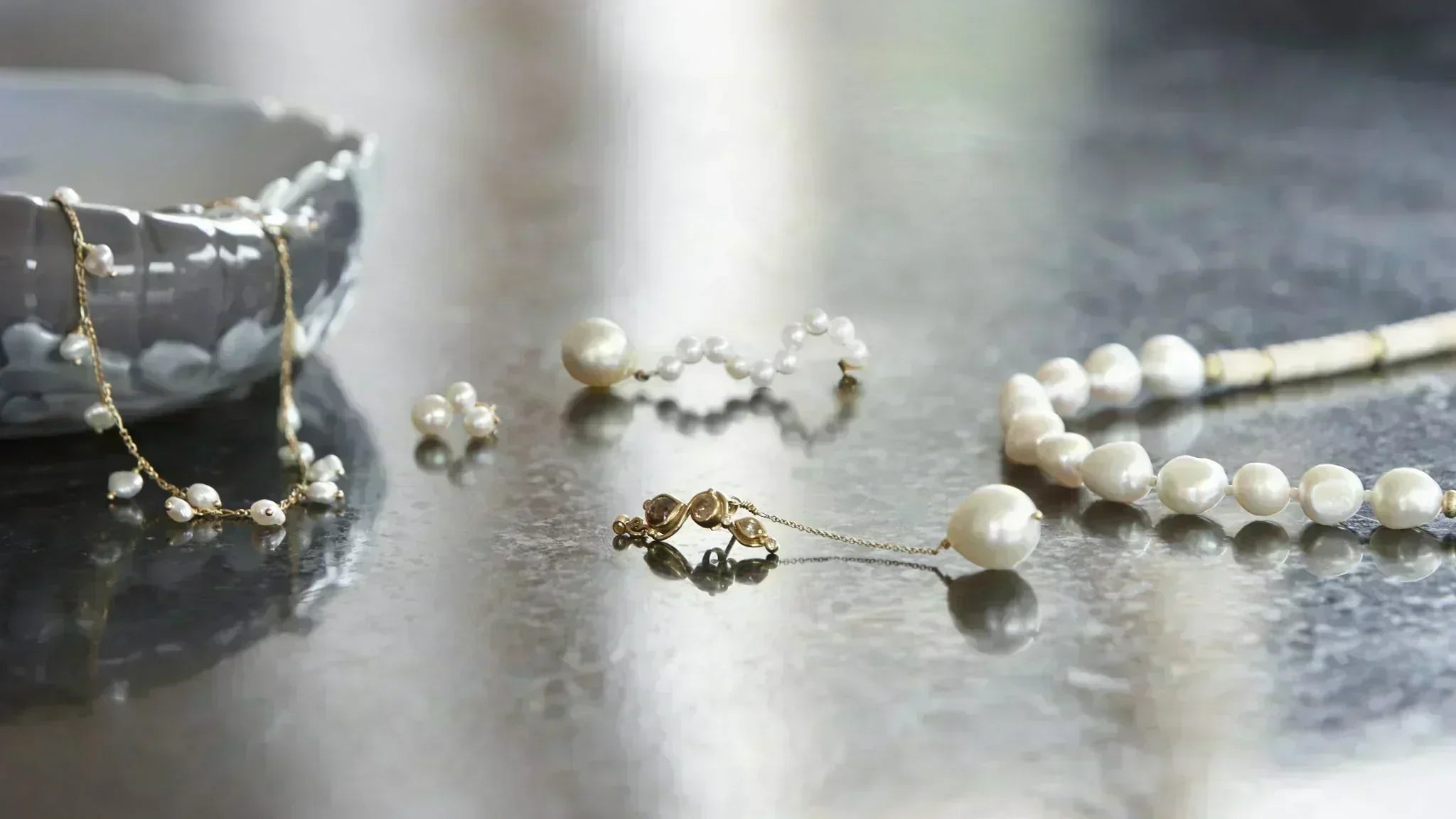 How to Wear Pearls Casually (8 Useful Tips!)