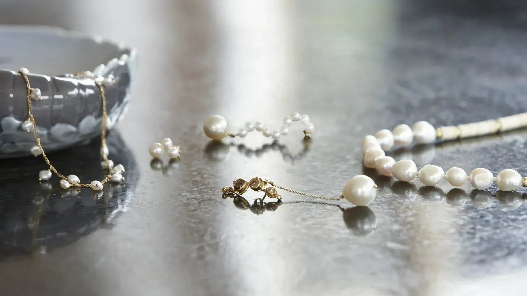 How to Wear Pearls Casually (Complete Guide)
