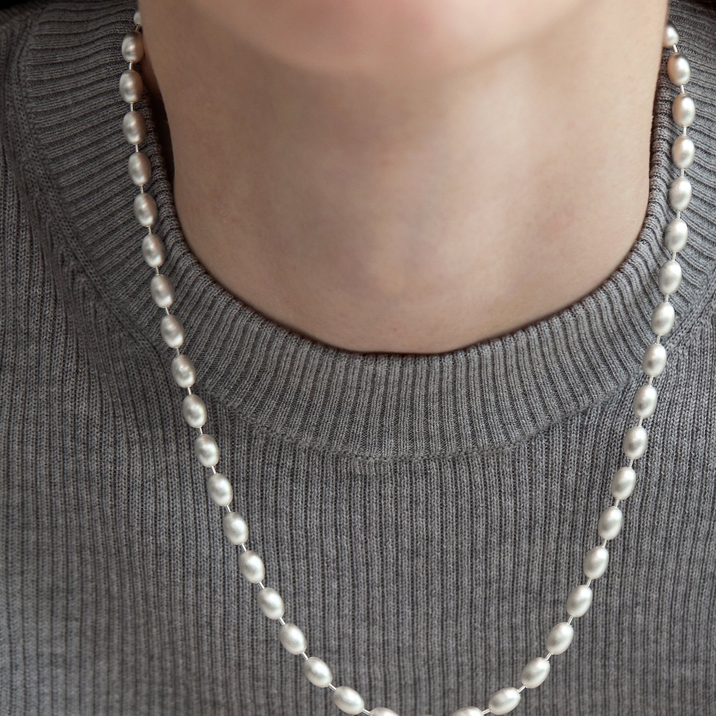 What are the different pearl shapes?