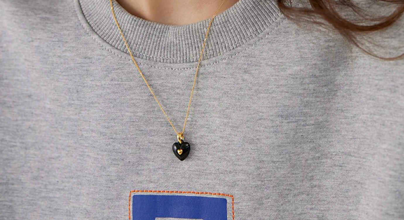 13 Heart-Shaped Jewelry Pieces I’d Pick (From Subtle to Sculptural)