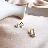 Note Motif Pearl Stud Earrings