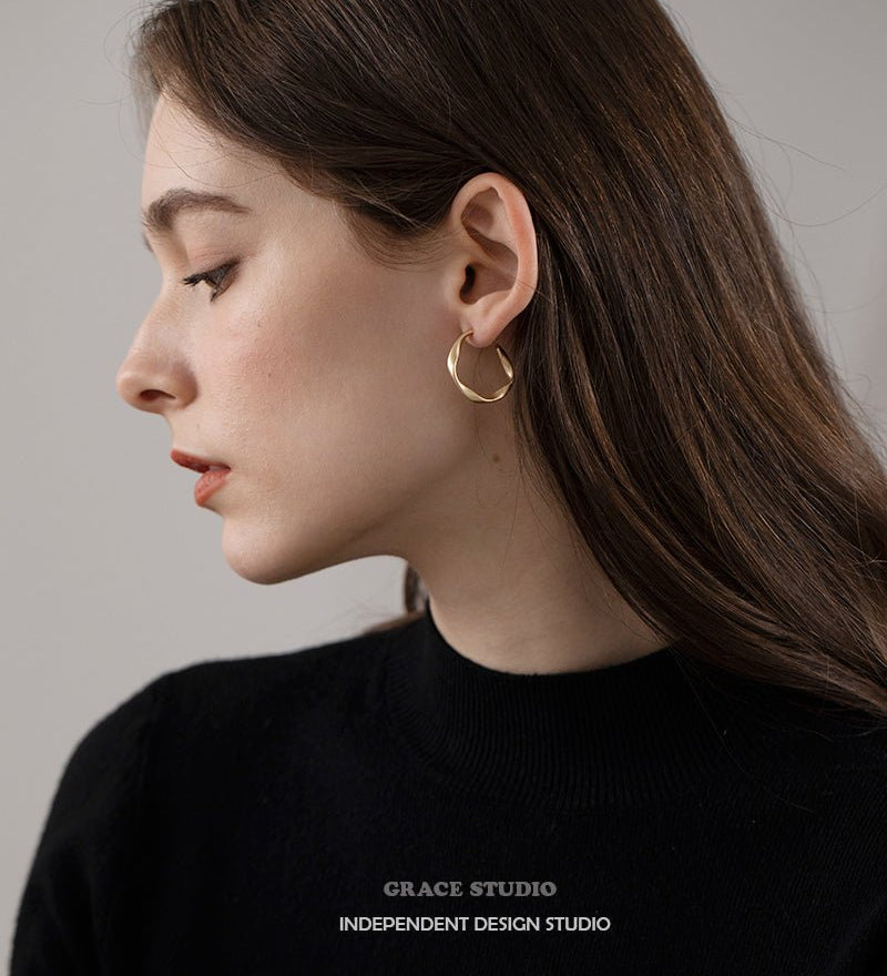 Ripple Twist Hoop Earrings