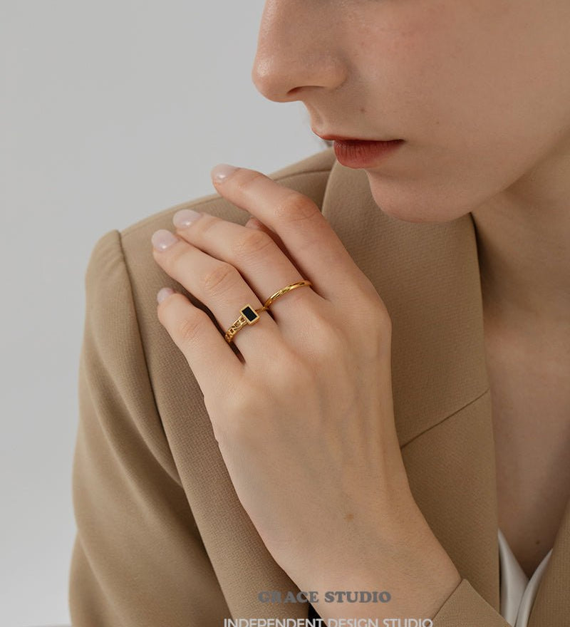 Rectangular Chain Accent Ring