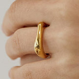 Fluid Square Ring