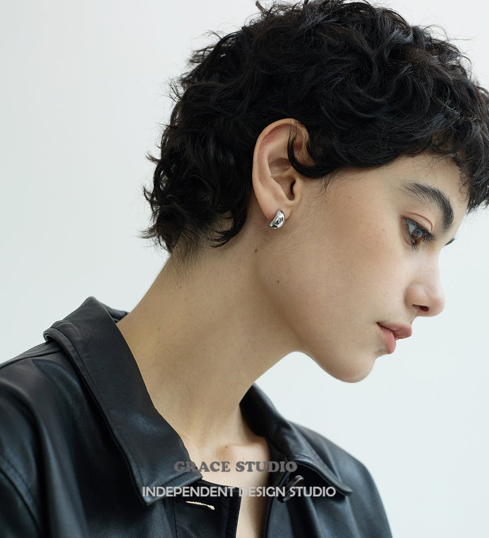 Bean Curve Copper Stud Earrings