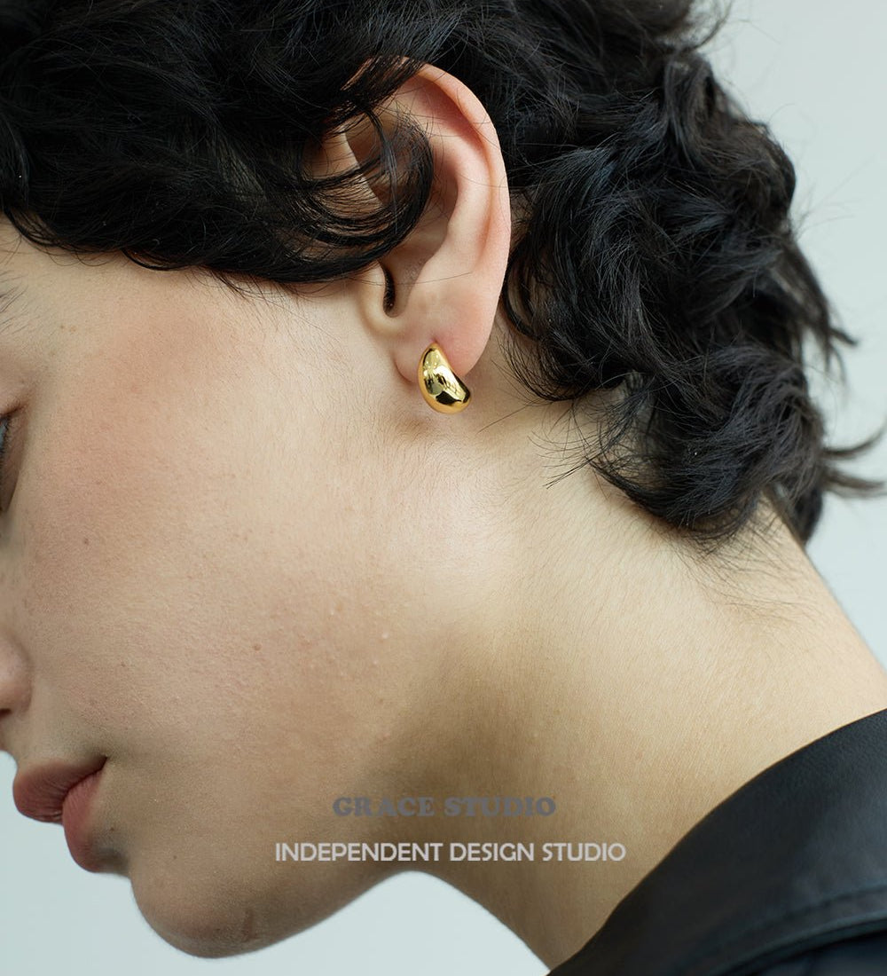Bean Curve Copper Stud Earrings