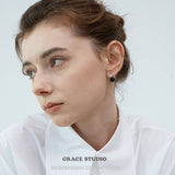 Gloss Curve Pearl Stud Earrings