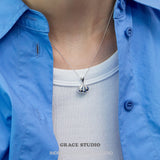 Sculpted Shell Charm Pendant Necklace
