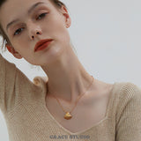 Ribbed Shell Pendant Necklace