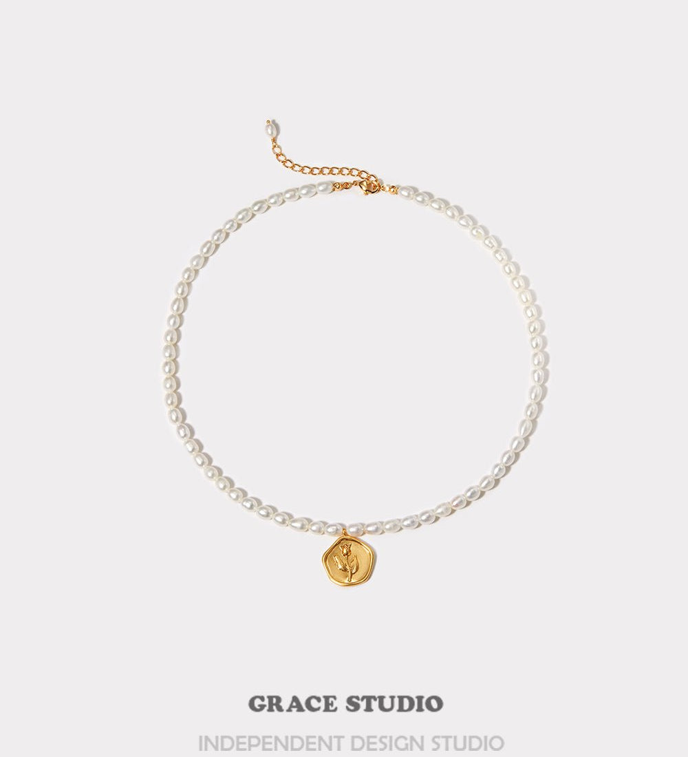 Freshwater Pearl Tulip Coin Pendant Necklace