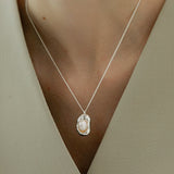 Molten Frame Pearl Pendant Necklace