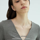 Ribbon Twist Pendant Necklace