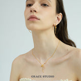 Ribbon Twist Pendant Necklace