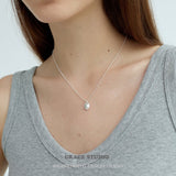 Rope-Edge Oval Pendant Necklace