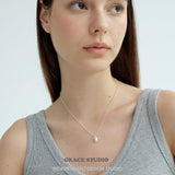 Rope-Edge Oval Pendant Necklace