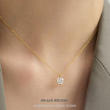 Elegant Round Zircon Solitaire Pendant Necklace