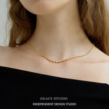 Tapered Zircon Curve Pendant Necklace