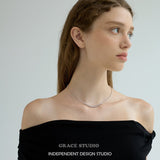Tapered Zircon Curve Pendant Necklace