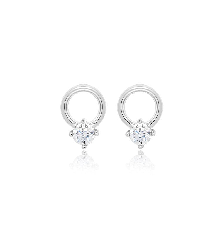 Solitaire Circle Stud Earrings