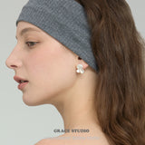 Elegant Matte Trefoil Zirconia Stud Earrings