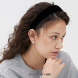 Velvet Curve Headband