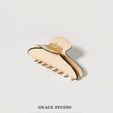 Curved Beige Banana Claw